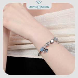 Lắc tay bạc đính charm