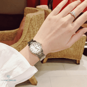 đồng hồ đeo tay 